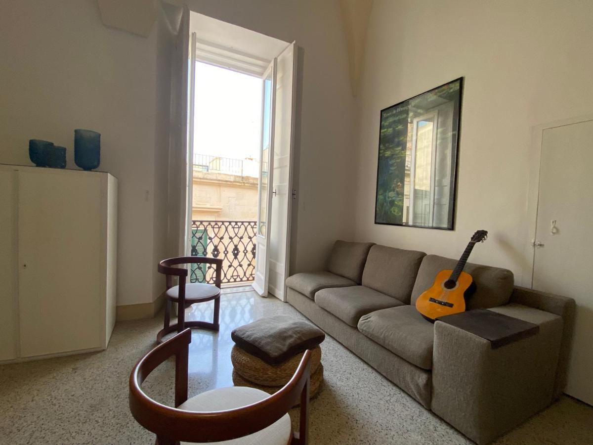 Palazzo Rossi Apartment Lecce Exterior photo